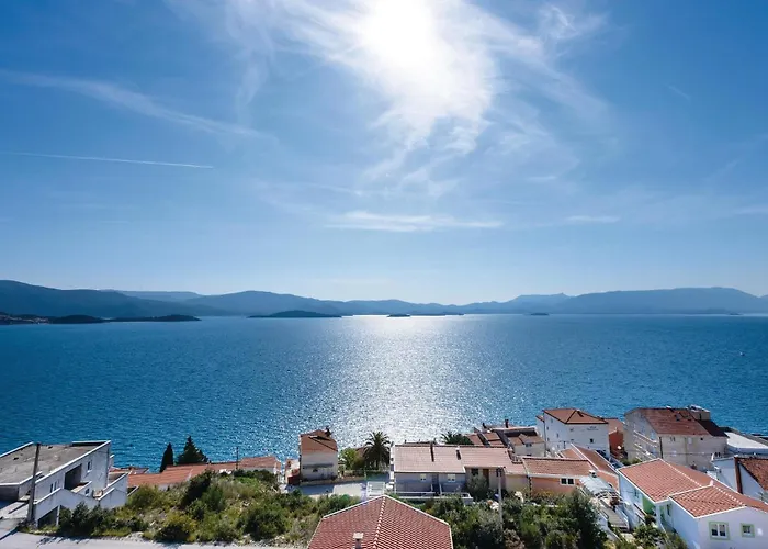 One-bedroom With Sea View 06