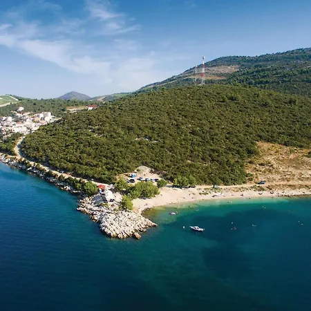 One-bedroom With Sea View 06 * Клек