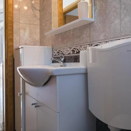 One-bedroom With Sea View 06 Апартаменты Клек