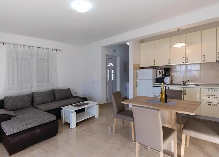 One-bedroom With Sea View 06