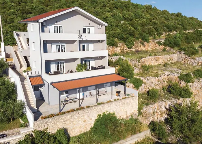 公寓 One-bedroom With Sea View 06